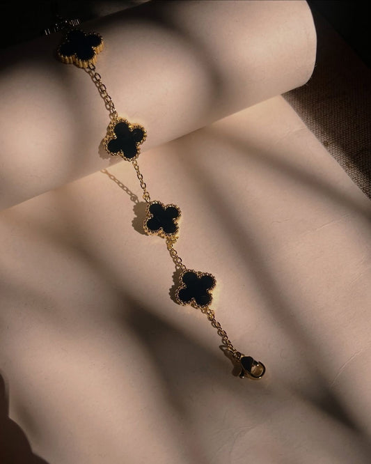 Golden Onyx Clover Bracelet
