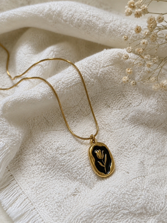 Vintage Tulip Oval Pendant