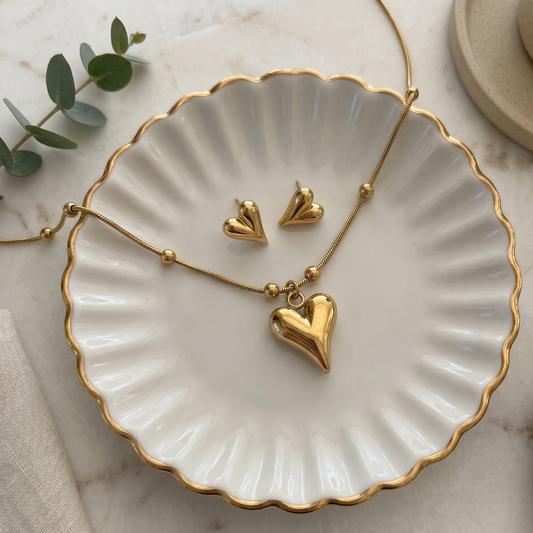 Heart necklace with studs