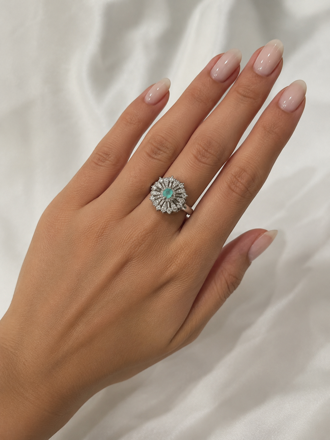 Elegant Starburst Mint Ring